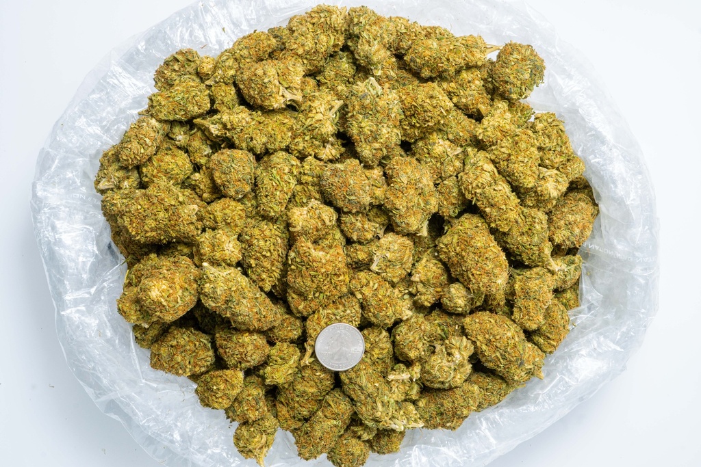 Cakeberry Brulee Quarter pic.webp